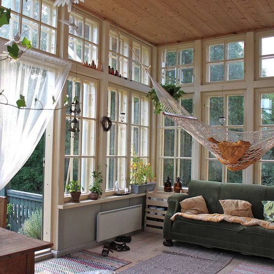 How To Install A Window Hammock In Your Home