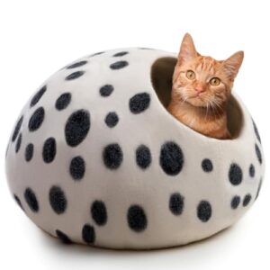 Luxurious Eco-Friendly Merino Wool Cat Cave Bed - Foldable Hideaway Pod for Indoor Cats - Premium Felt Kitten Beds - Covered Cat House for Ultimate Cozy Comfort by Woolygon